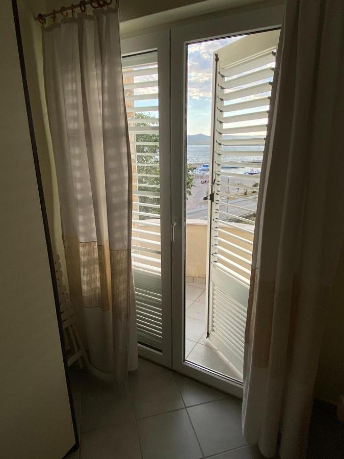 Blue Wave Apartments Турань Экстерьер фото